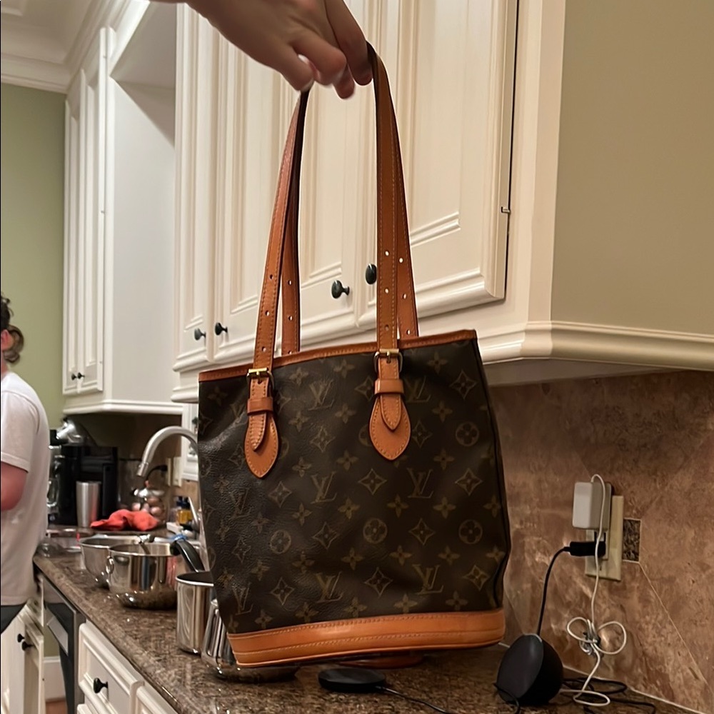 Louis Vuitton Monogram Tote Bag - Brown